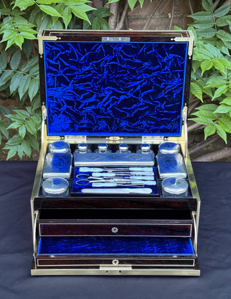Front interior view of a magnificent antique 1814 dressing case in rosewood by David Edwards.